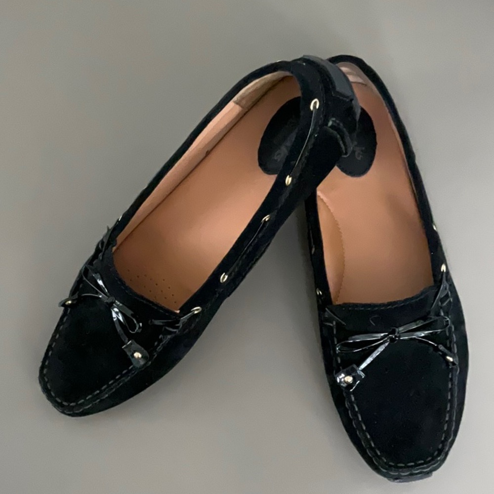 Clark’s Artisan Dunbar Cruiser Black Suede Loafers with Bows Women Size 9.5 M